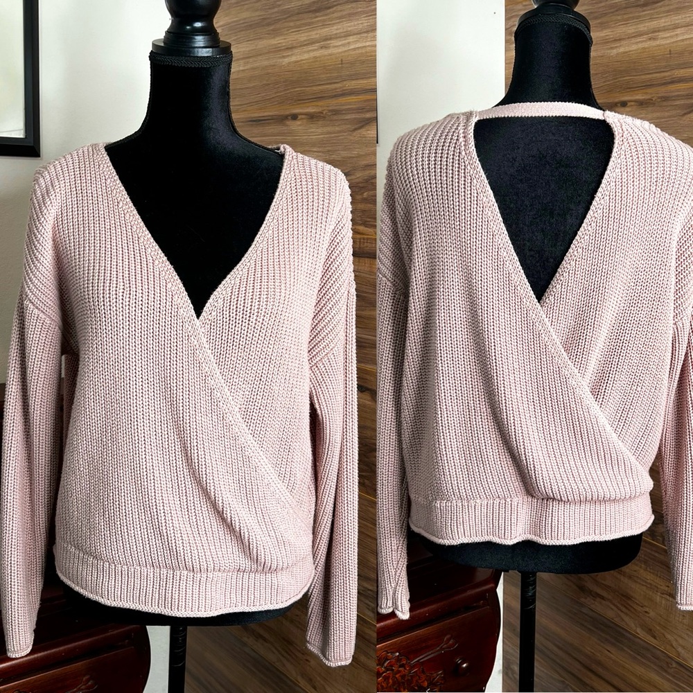 8 Red Butterflies | Oversized Dusty Rose Deep V Chunky Sweater | Size Medium